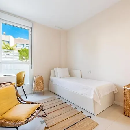Luxury, Modern & Calm Near Puerto Banus *